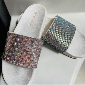 Shoedazzle White Slides With Rhinestones Size 8